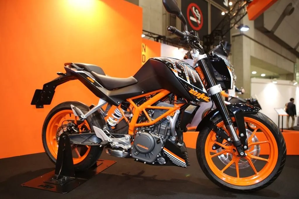 Thumbnail for KTM 250 Duke 2016