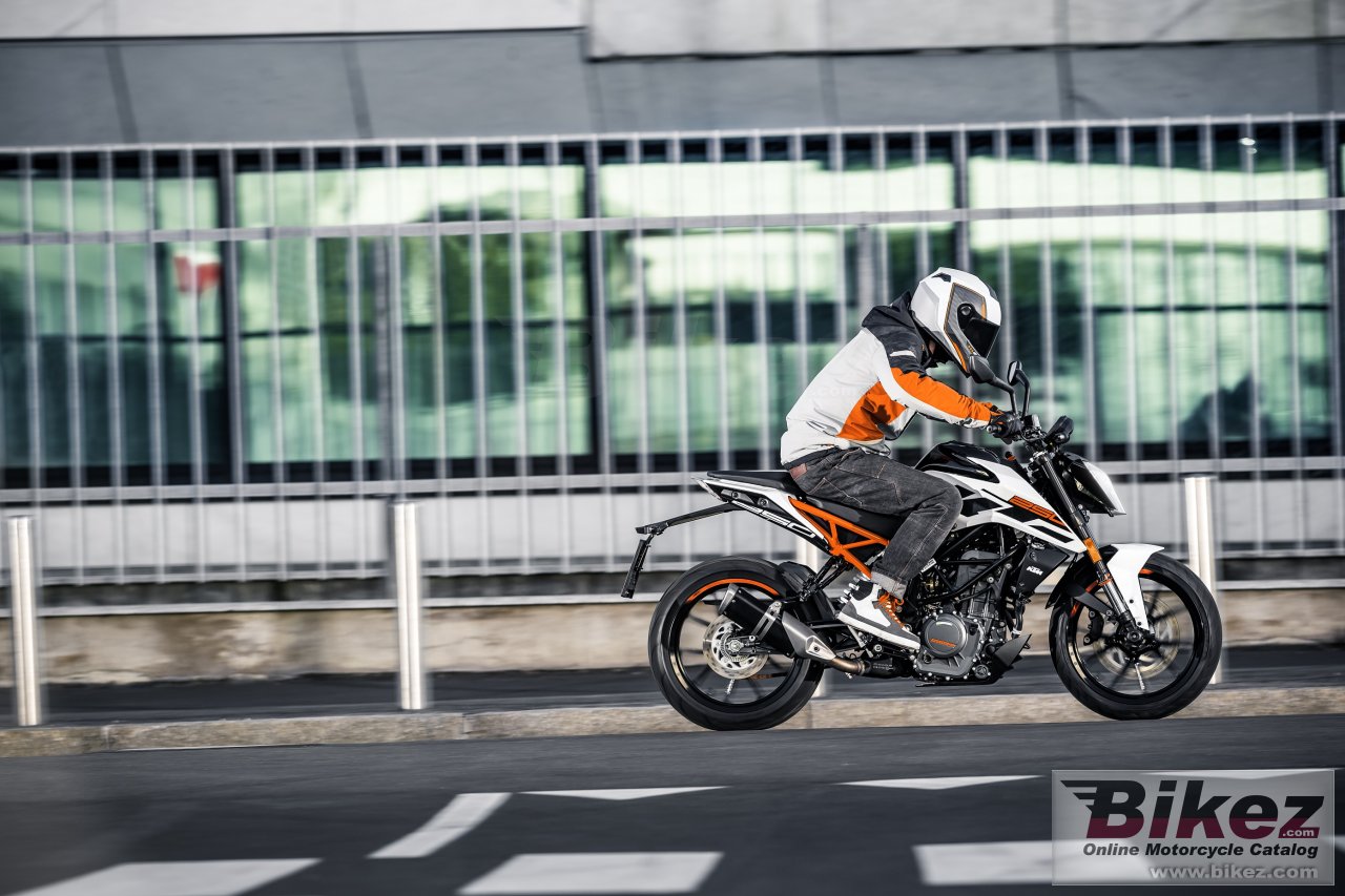 Thumbnail for KTM 250 Duke 2017