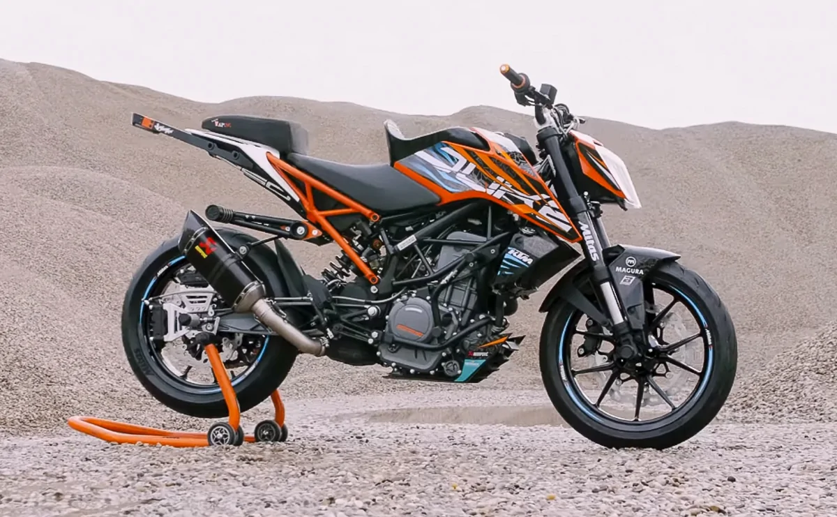 Thumbnail for KTM 250 Duke 2018