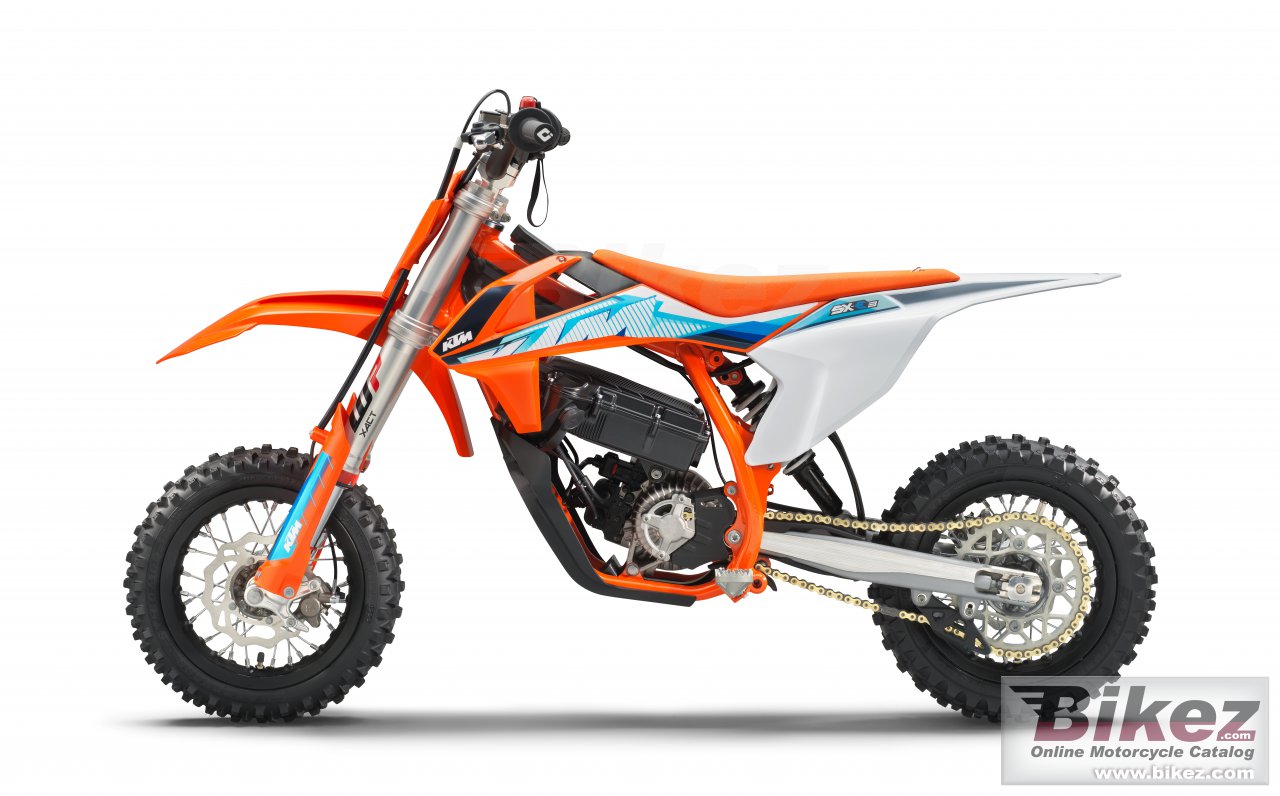 Thumbnail for KTM SX-E 3 2023
