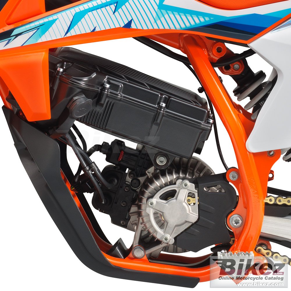 Thumbnail for KTM SX-E 3 2024