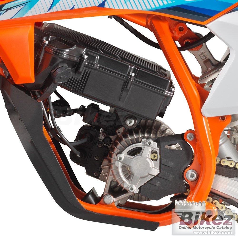 Thumbnail for KTM SX-E 5 2024
