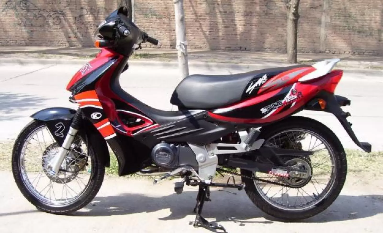 Thumbnail for Kymco 125 Spike 2005