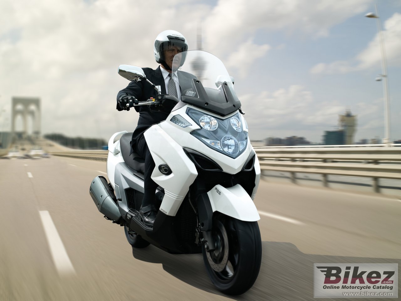 Thumbnail for Kymco Myroad 700i 2012