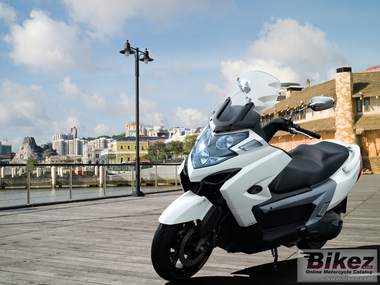 Thumbnail for Kymco Myroad 700i 2012