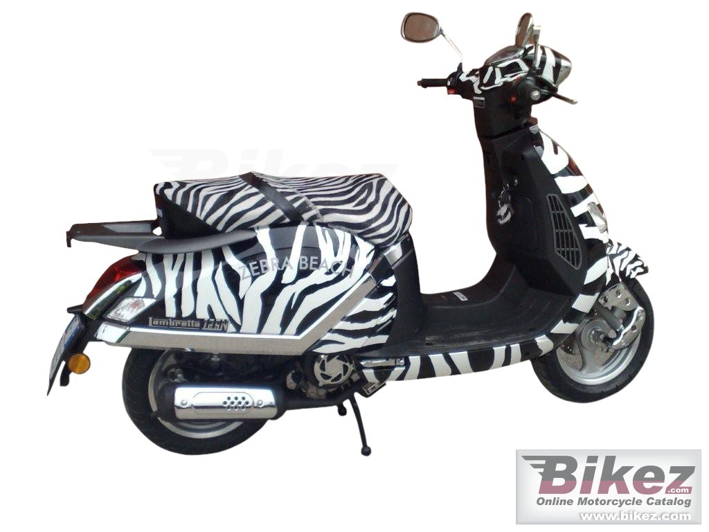 Thumbnail for Lambretta Pato 125 2009