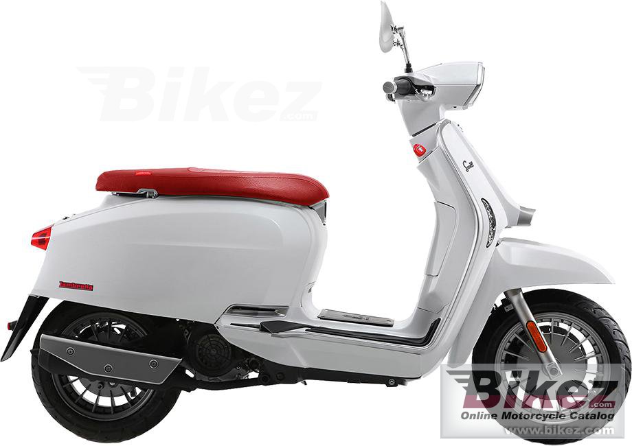 Lambretta V50 Special 2024