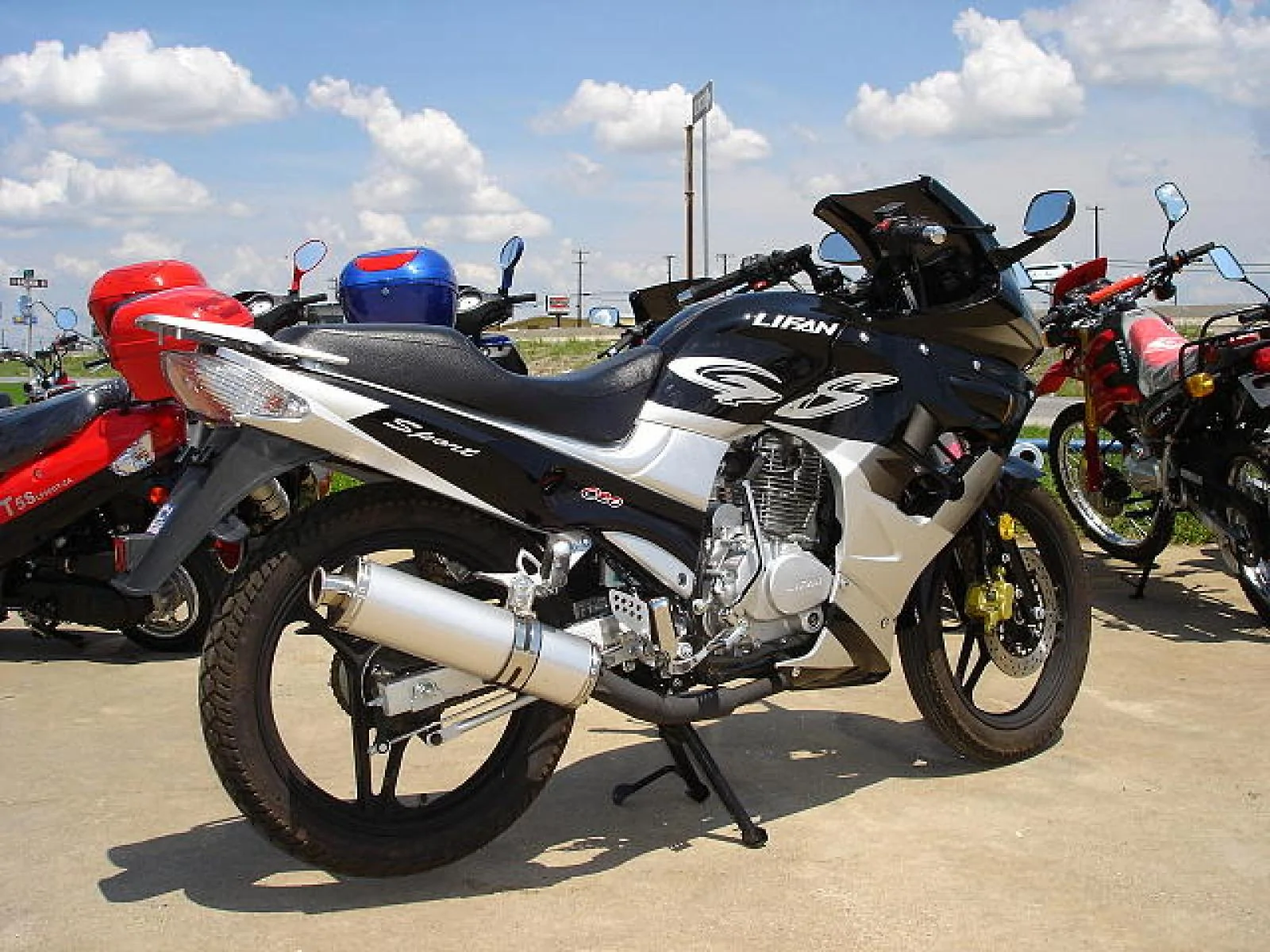 Lifan LF200 GS Sport