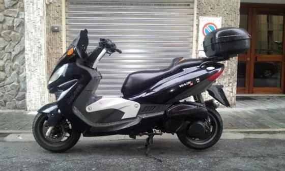 Malaguti Madison 250
