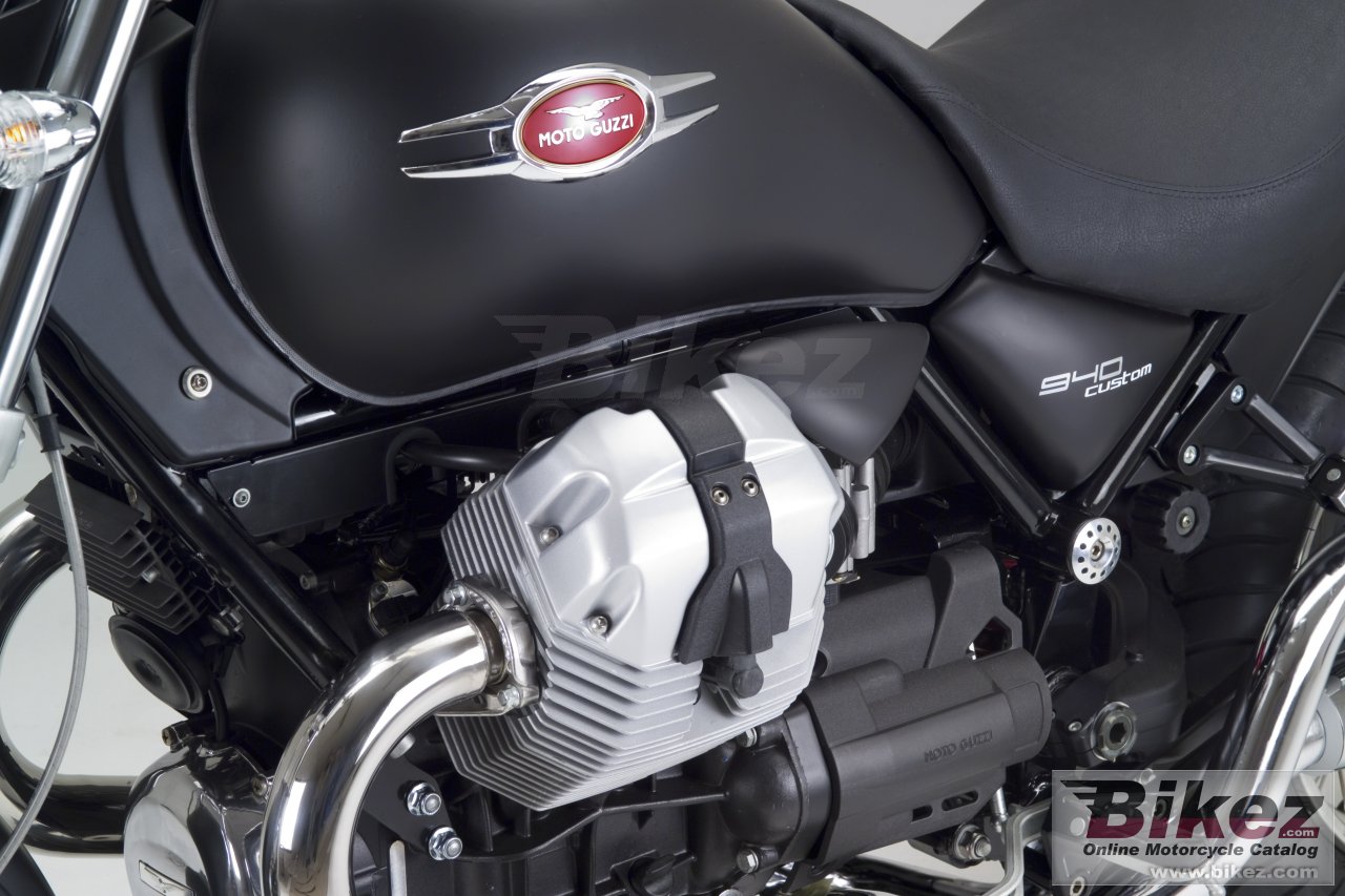 Thumbnail for Moto Guzzi 940 Custom 2007