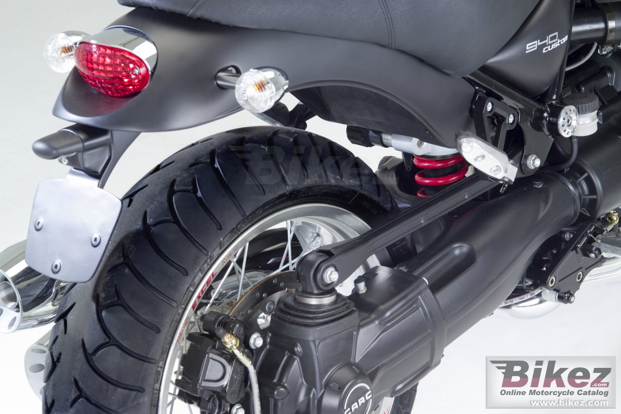 Thumbnail for Moto Guzzi 940 Custom 2007