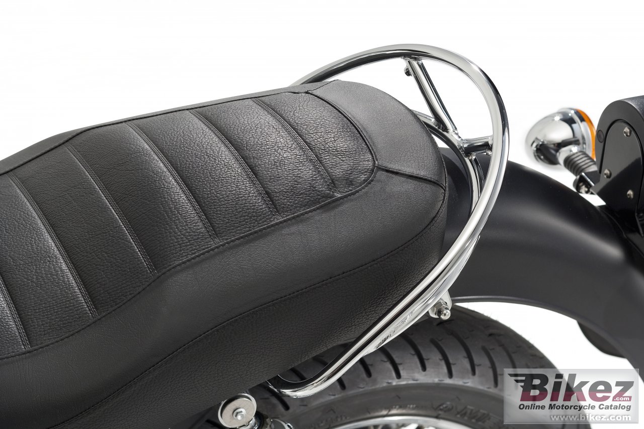Thumbnail for Moto Guzzi California Aquila Nera 2011