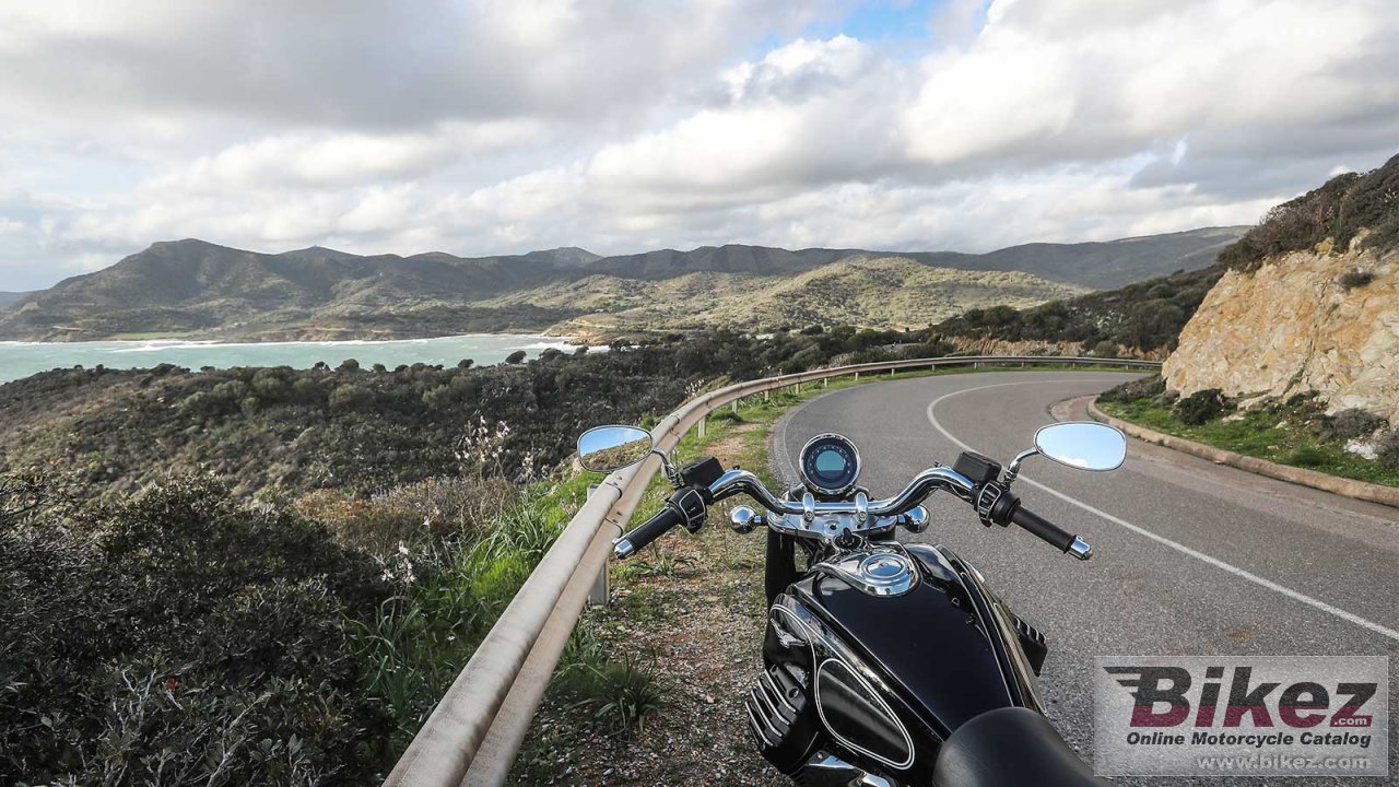 Thumbnail for Moto Guzzi Eldorado 1400 2021