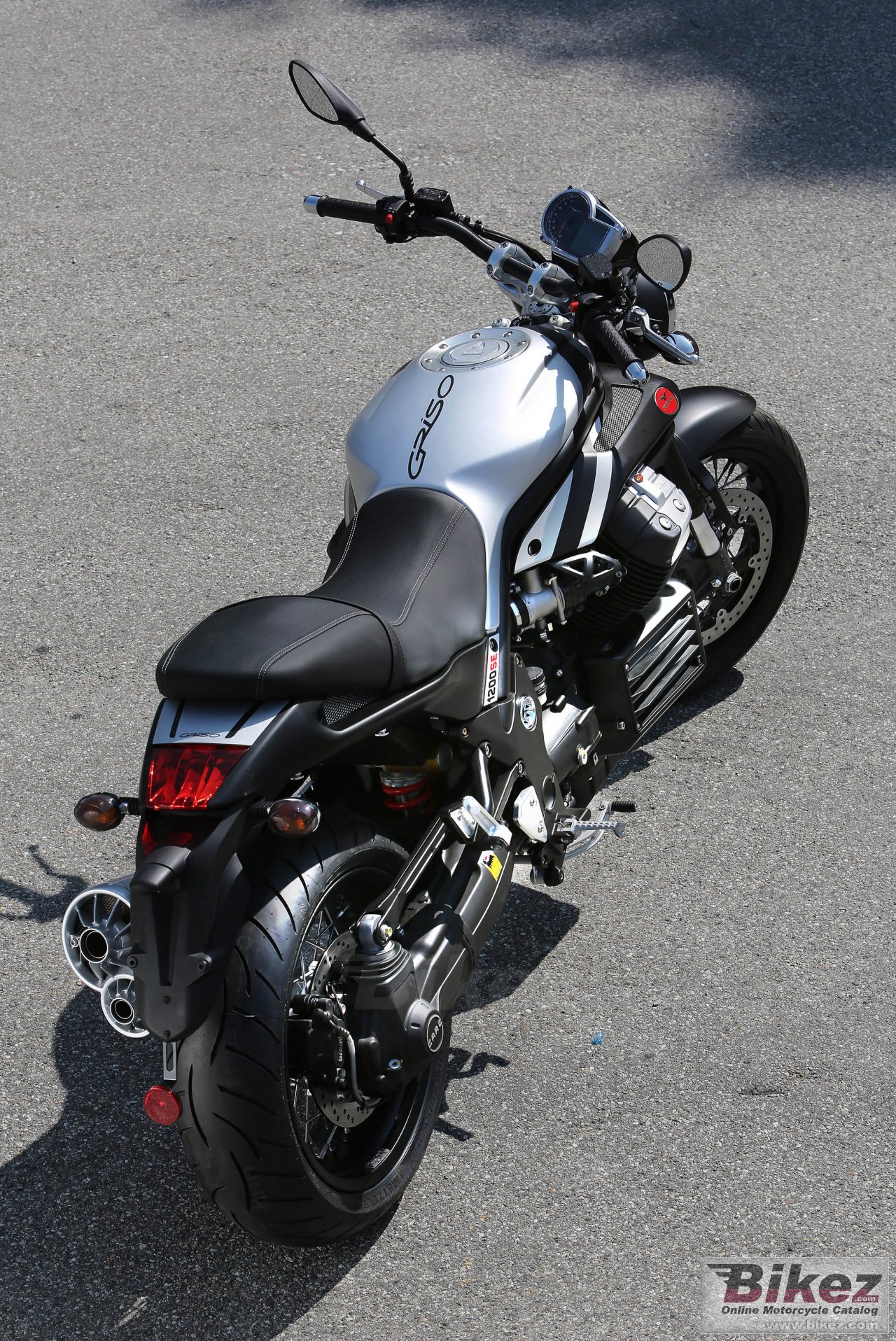 Thumbnail for Moto Guzzi Griso 1200 S.E. 2015