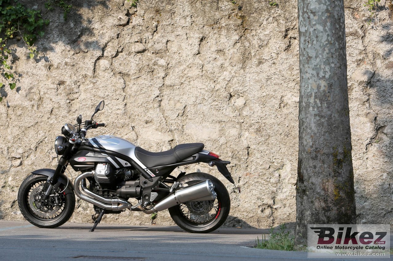Thumbnail for Moto Guzzi Griso 1200 S.E. 2015