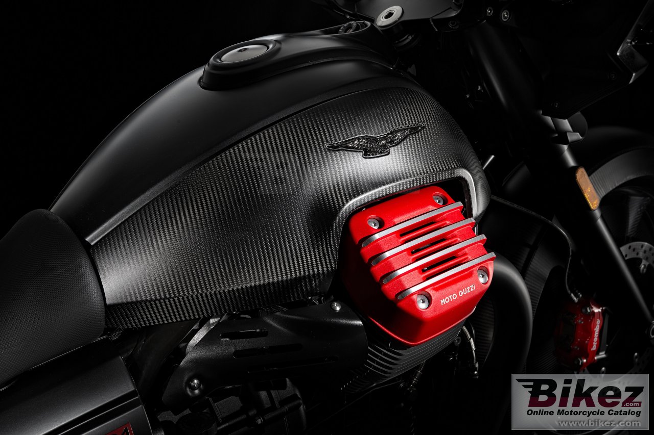 Thumbnail for Moto Guzzi MGX-21 2018