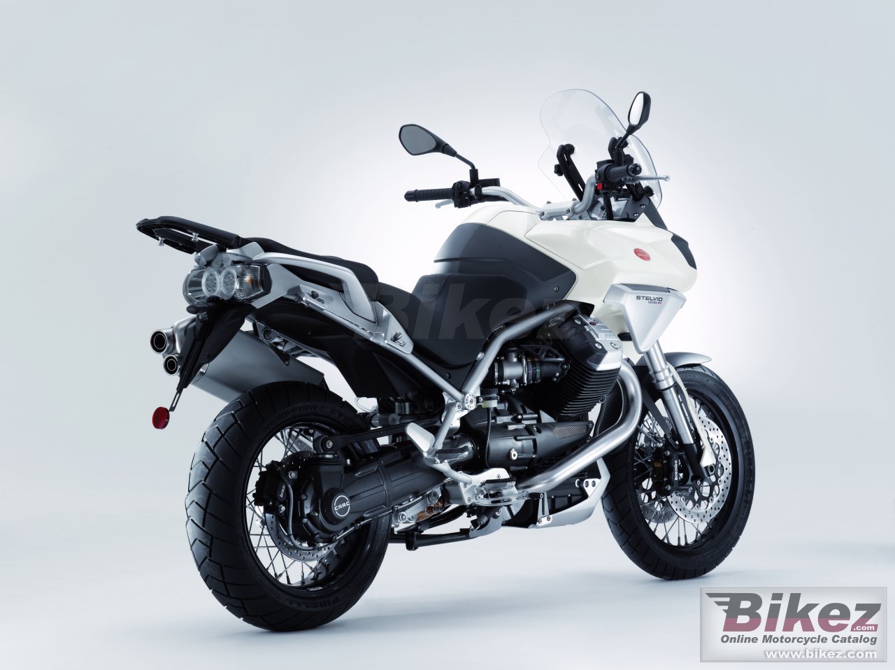 Thumbnail for Moto Guzzi Stelvio 1200 4V 2009