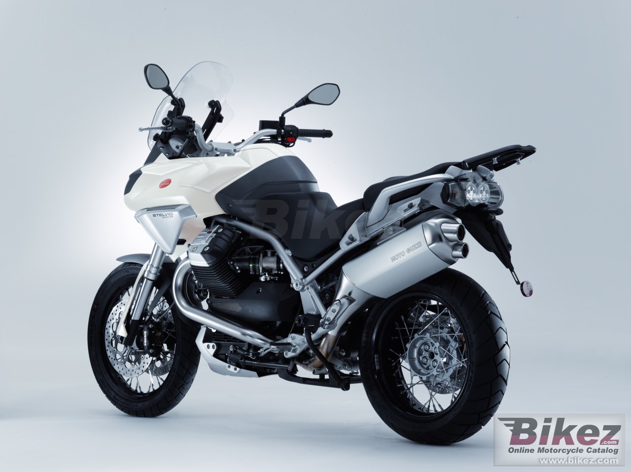 Thumbnail for Moto Guzzi Stelvio 1200 4V 2009