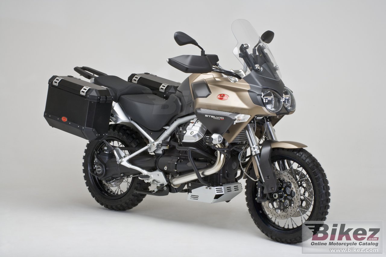 Moto Guzzi Stelvio TT
