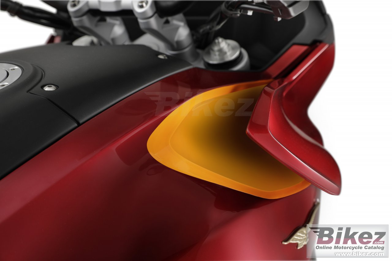 Thumbnail for Moto Guzzi V100 Mandello 2022