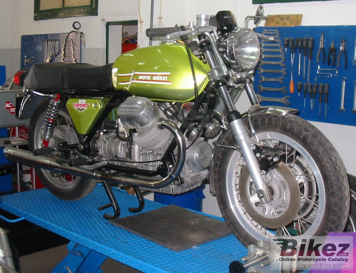 Moto Guzzi V7 750 Sport