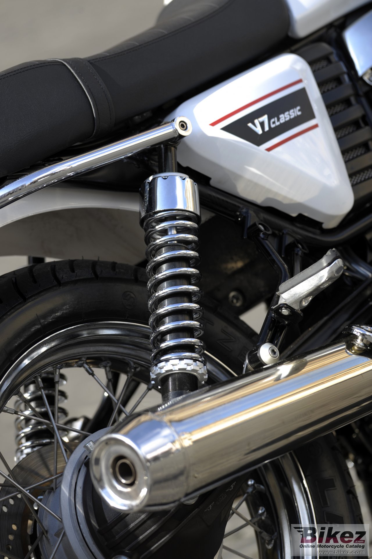 Thumbnail for Moto Guzzi V7 Classic 2009
