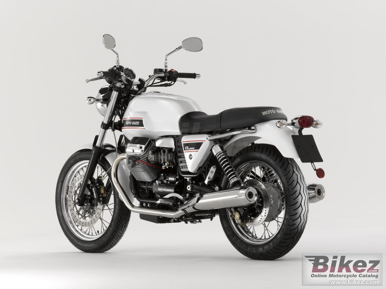 Thumbnail for Moto Guzzi V7 Classic 2009
