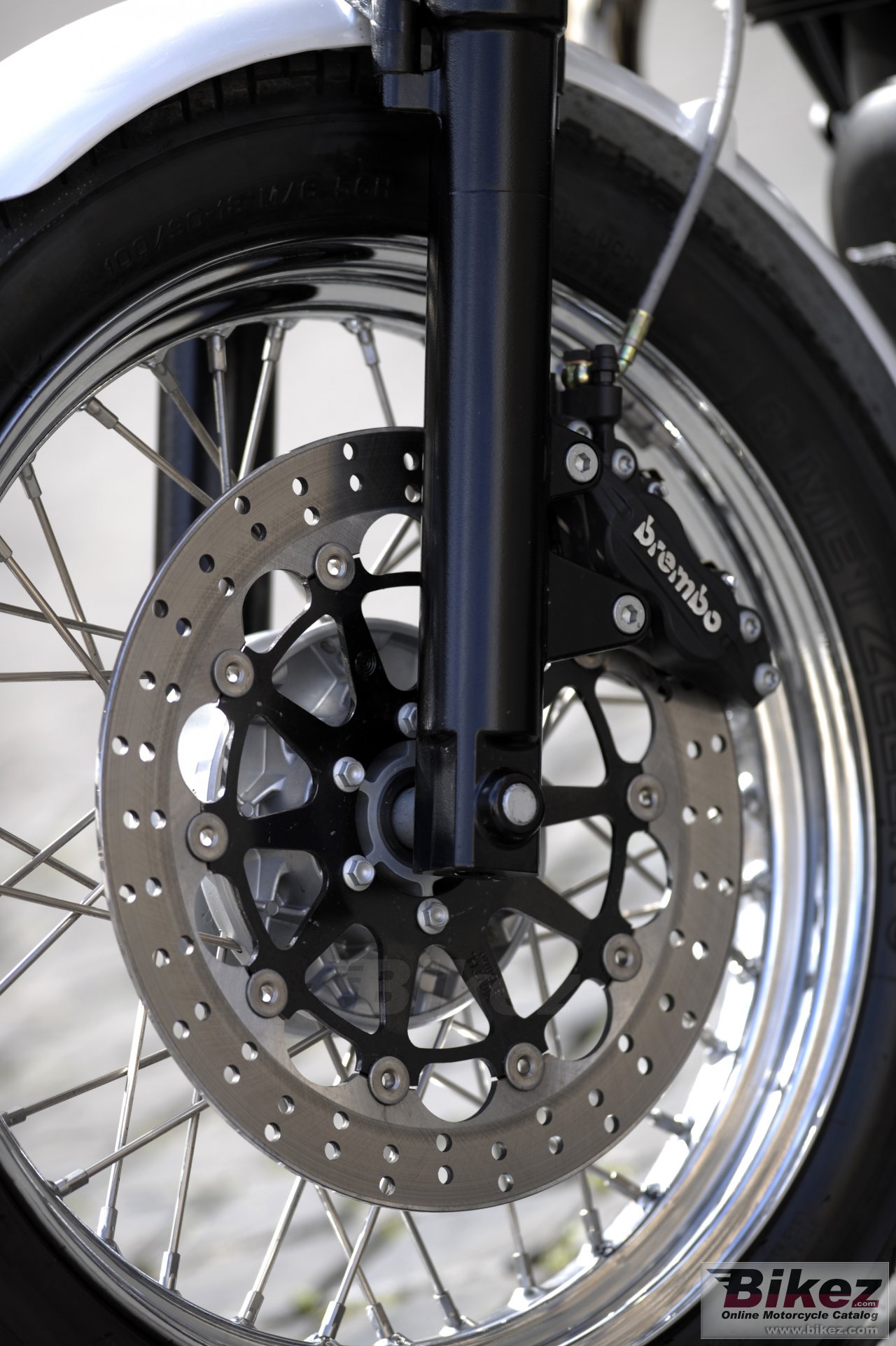 Thumbnail for Moto Guzzi V7 Classic 2011