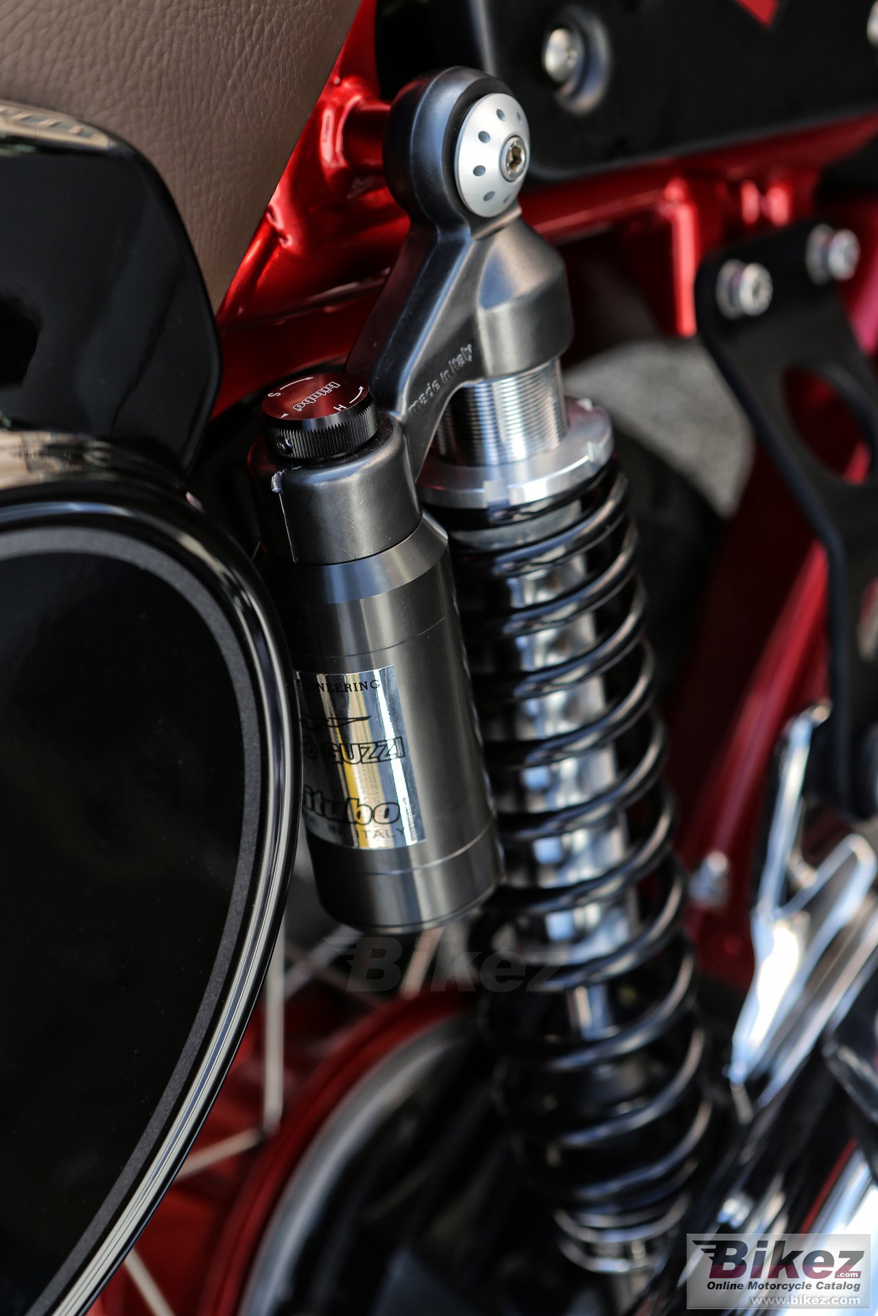 Thumbnail for Moto Guzzi V7 II Racer 2015