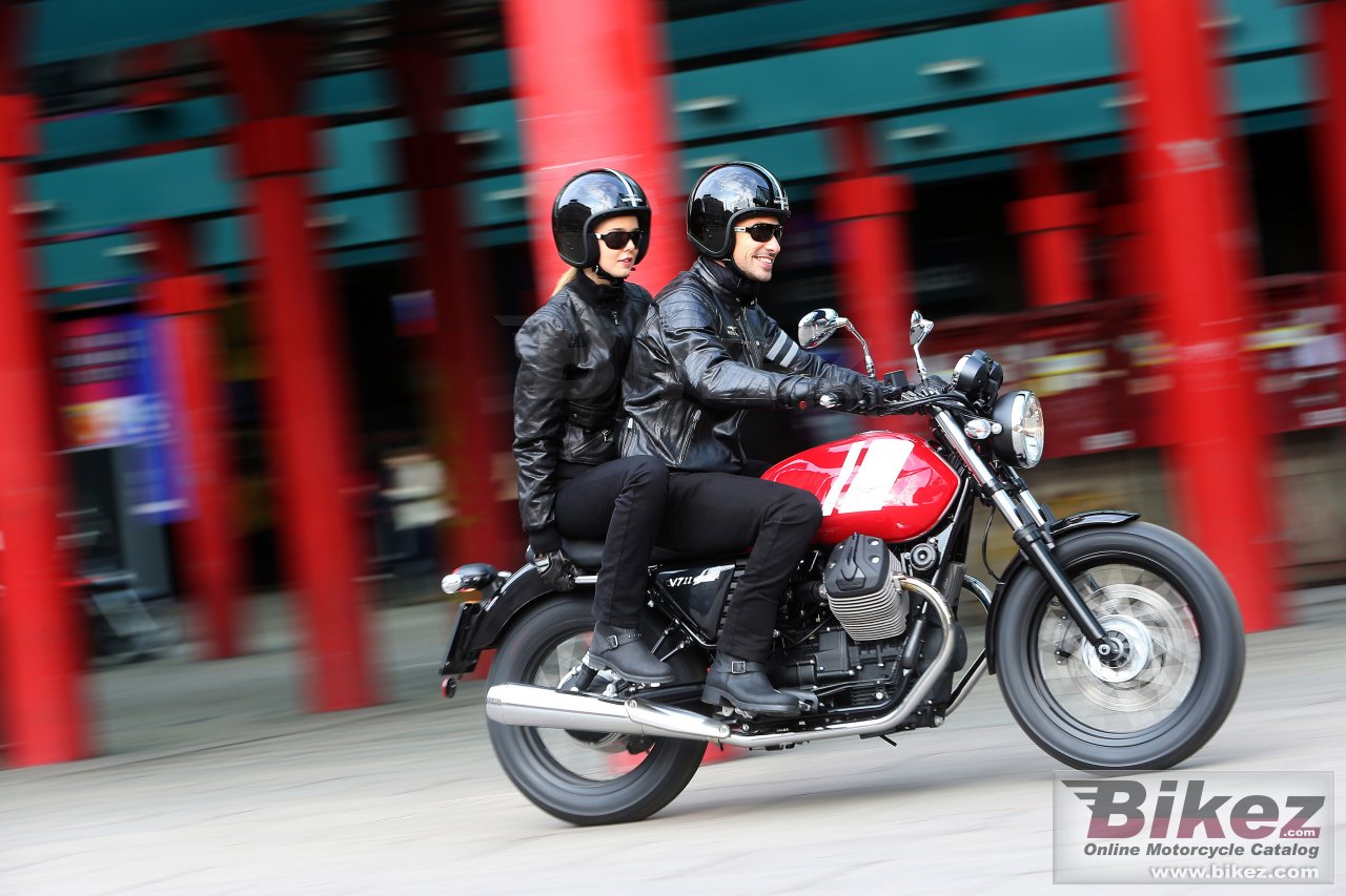 Thumbnail for Moto Guzzi V7 II Special 2015