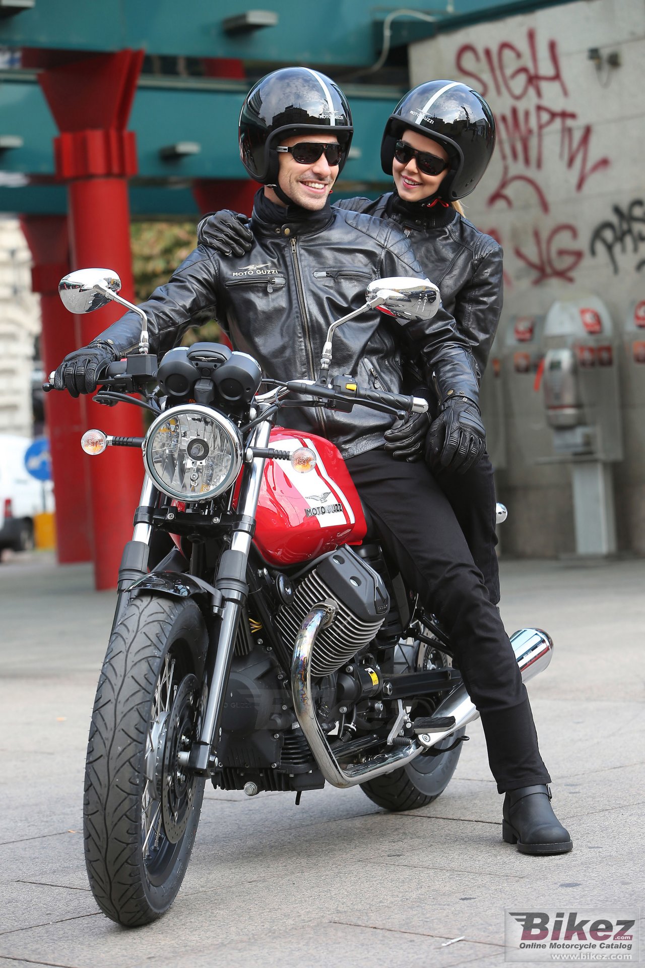 Thumbnail for Moto Guzzi V7 II Special 2015