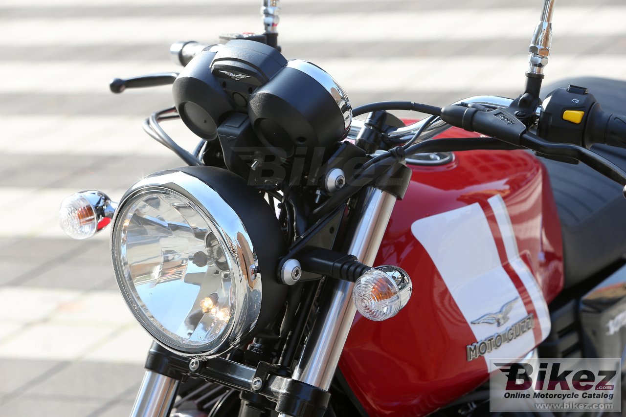 Thumbnail for Moto Guzzi V7 II Special 2015