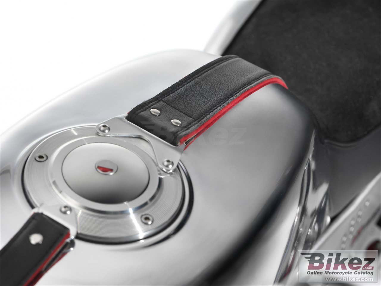 Thumbnail for Moto Guzzi V7 Racer 2011