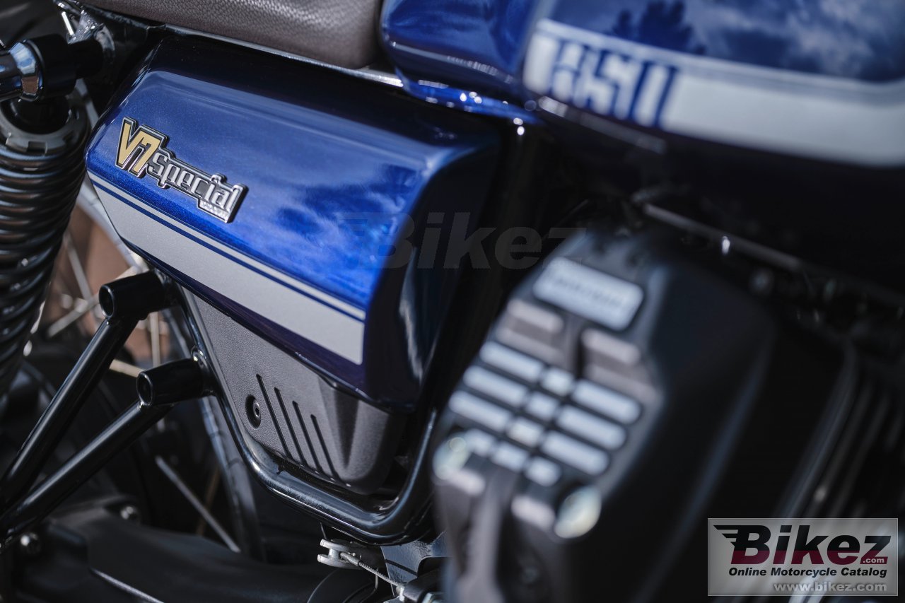 Thumbnail for Moto Guzzi V7 Special 850 2023