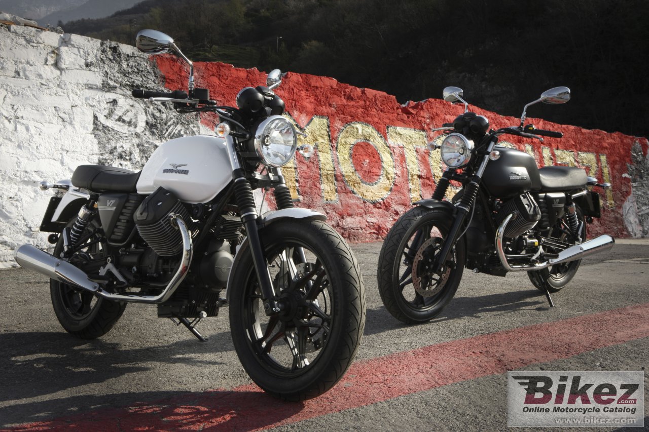 Thumbnail for Moto Guzzi V7 Stone 2013