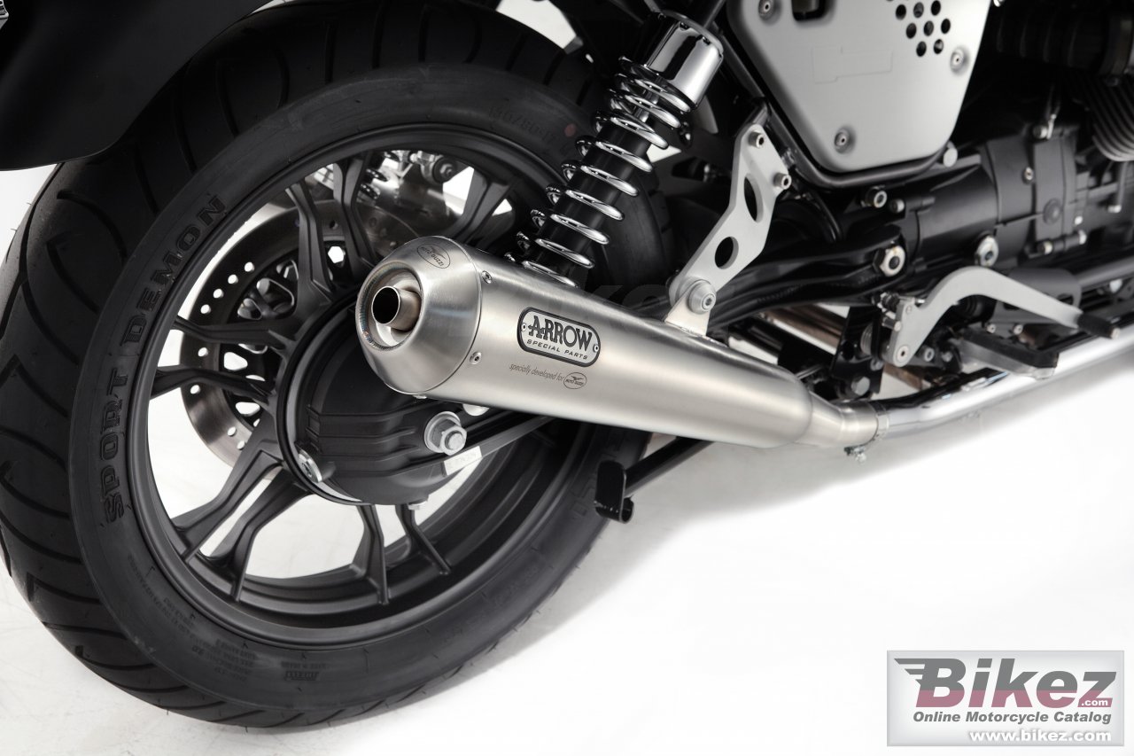 Thumbnail for Moto Guzzi V7 Stone 2013