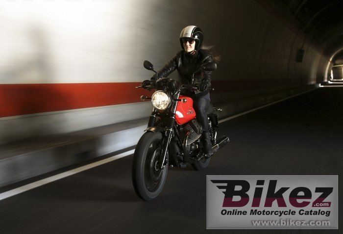 Thumbnail for Moto Guzzi V7 Stone 2015
