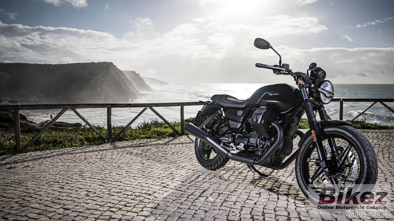 Thumbnail for Moto Guzzi V7 Stone 2022