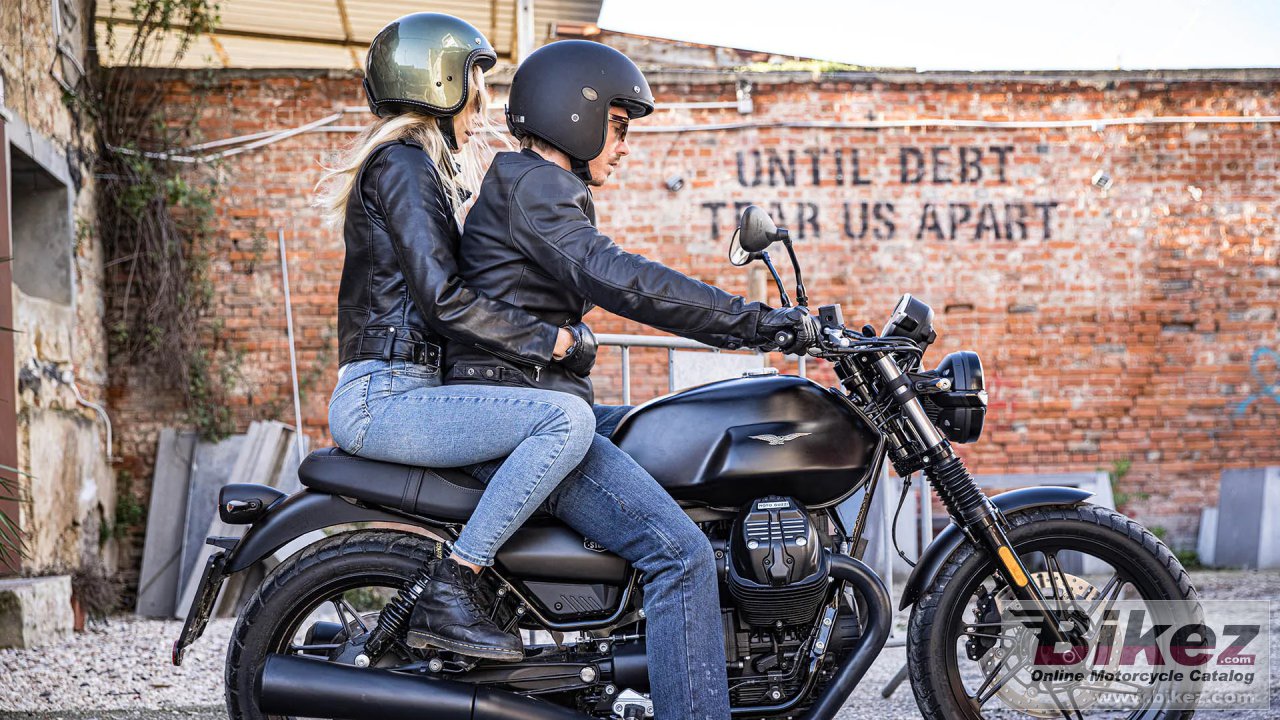 Thumbnail for Moto Guzzi V7 Stone 2022