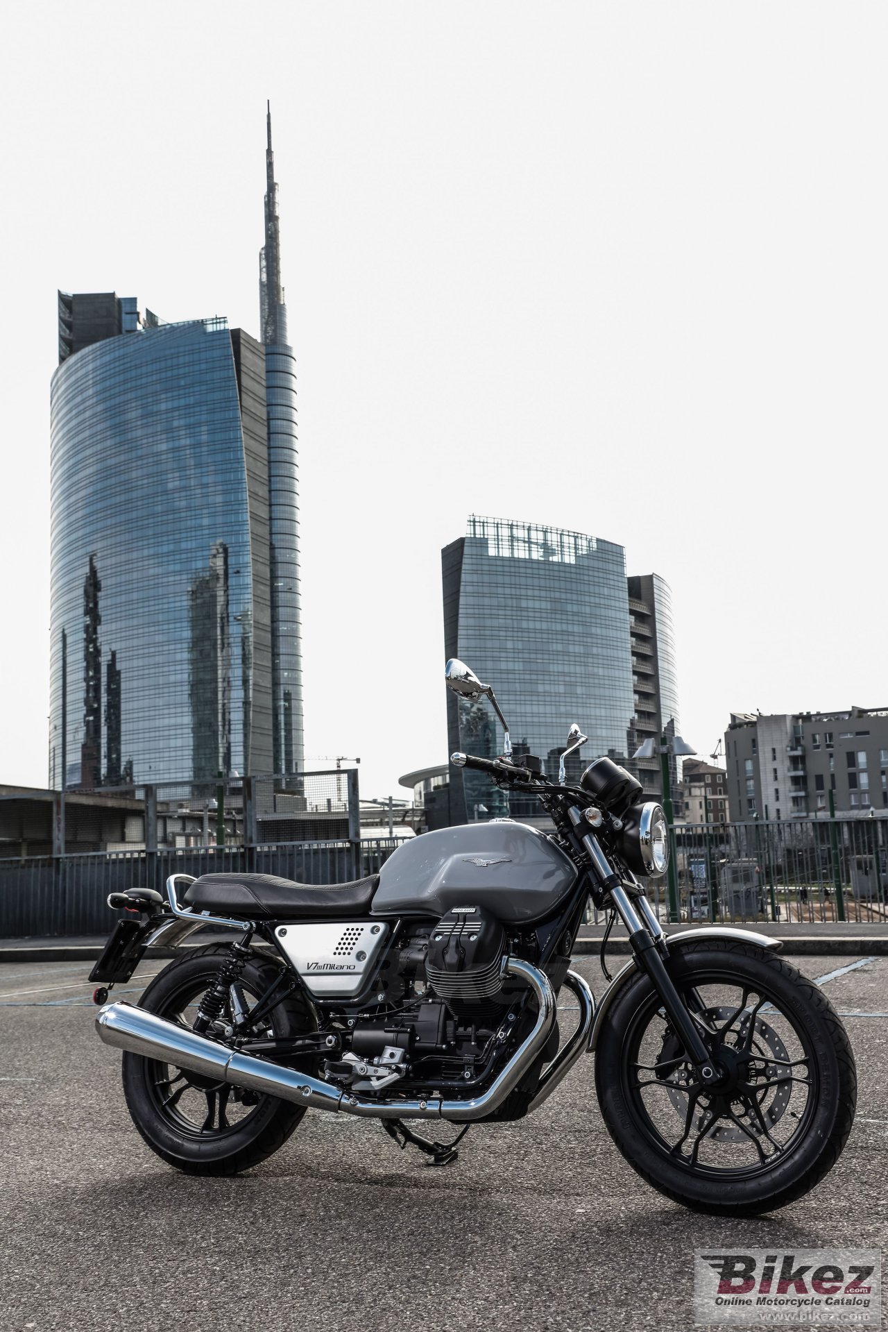 Thumbnail for Moto Guzzi V7III Milano 2020