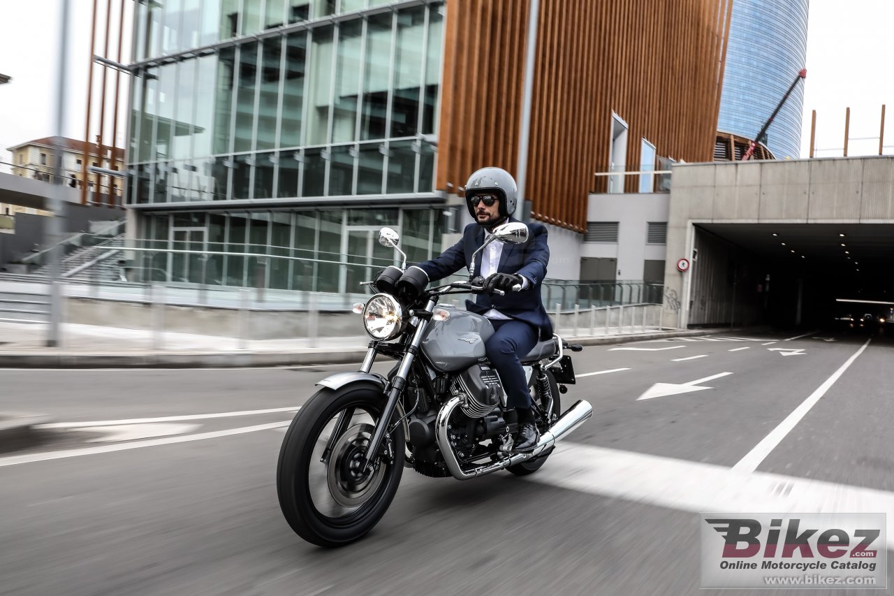 Thumbnail for Moto Guzzi V7III Milano 2020