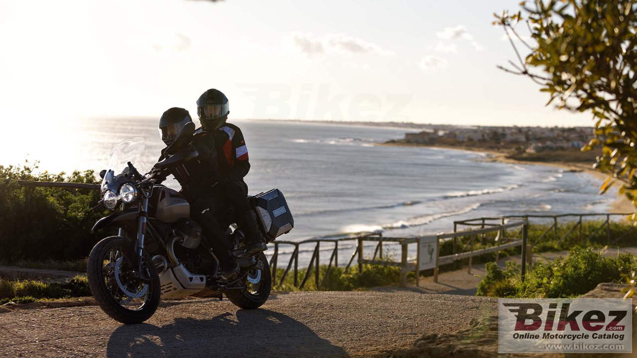 Thumbnail for Moto Guzzi V85 TT Travel 2023