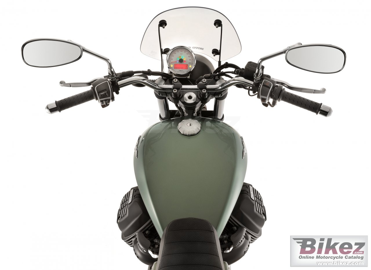 Thumbnail for Moto Guzzi V9 Roamer 2018