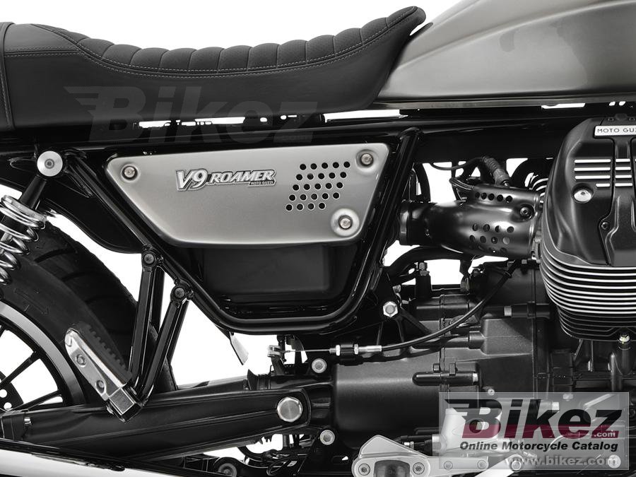 Thumbnail for Moto Guzzi V9 Roamer 2023