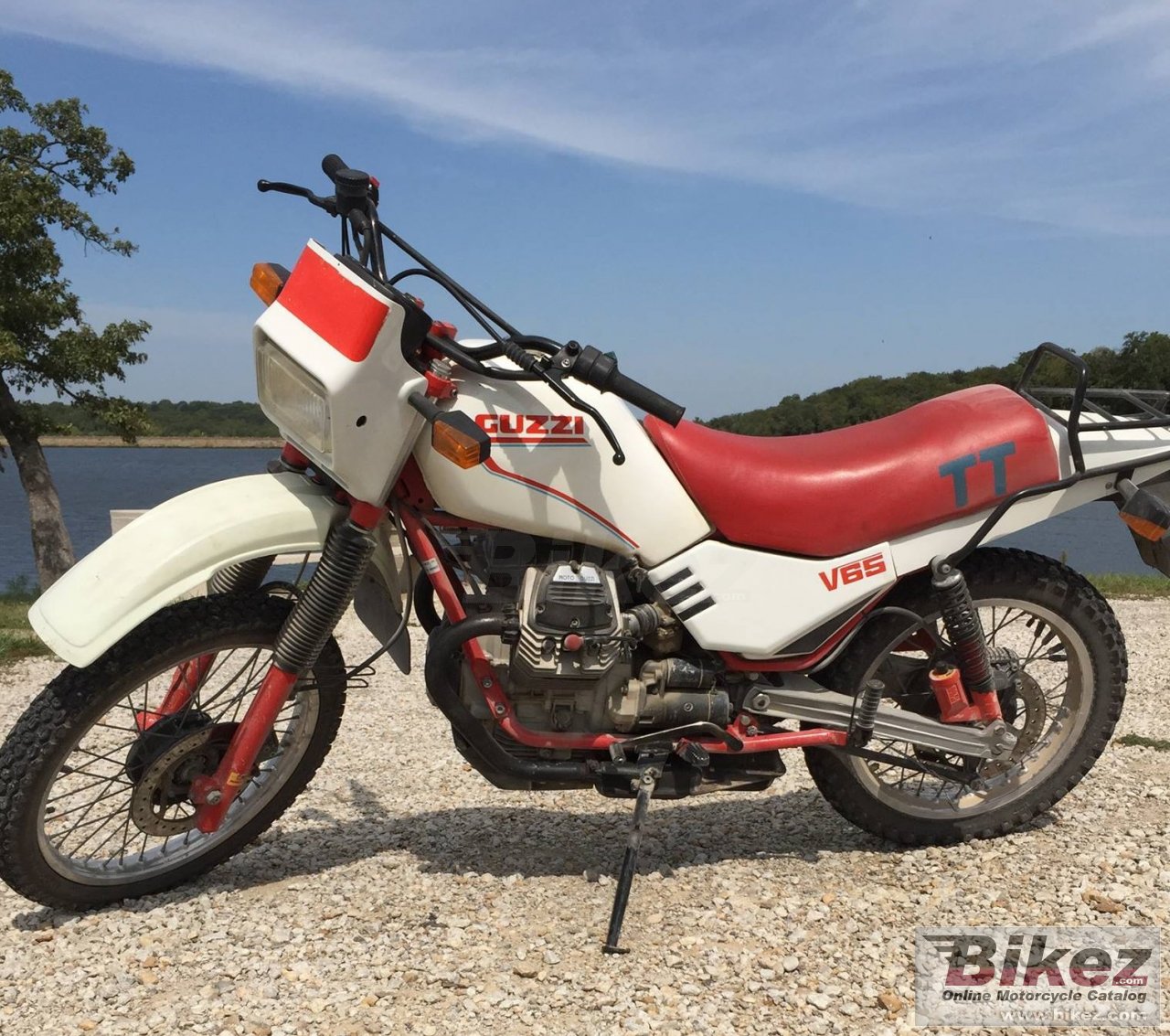 Moto Guzzi V 65 TT