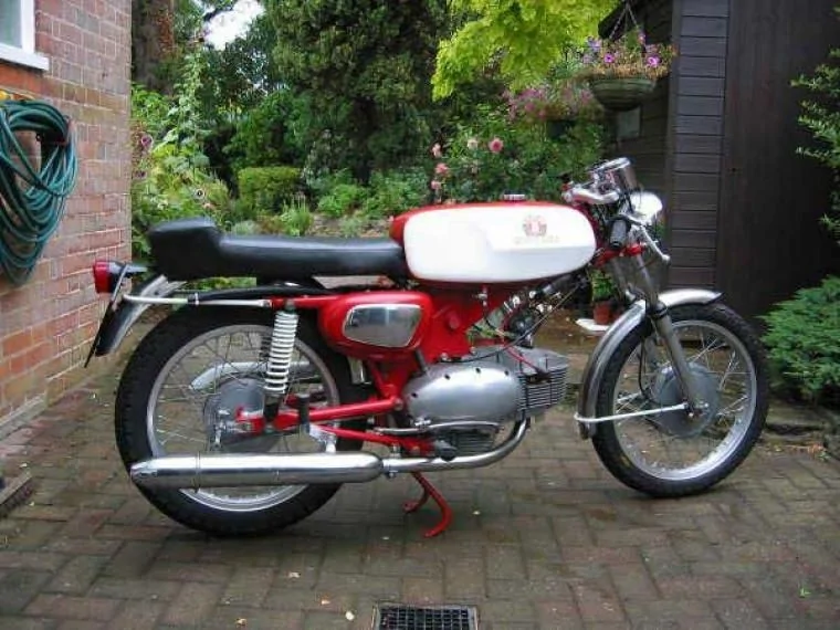 Motobi 125 Sprite 5