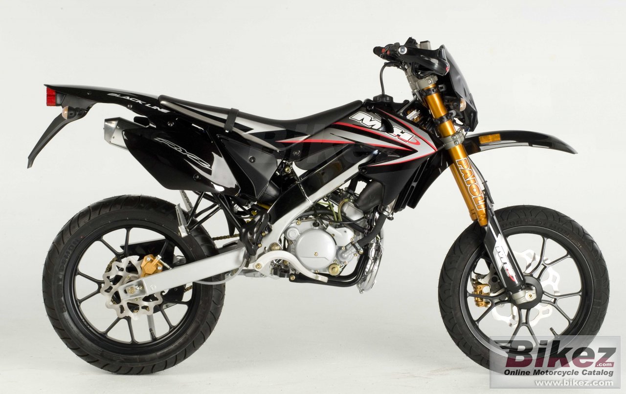 Motorhispania Black Line SM 50