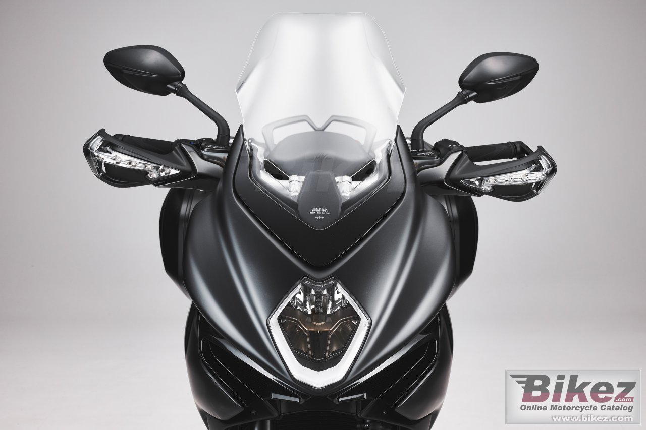 Thumbnail for MV Agusta Turismo Veloce Lusso SCS 800 2022