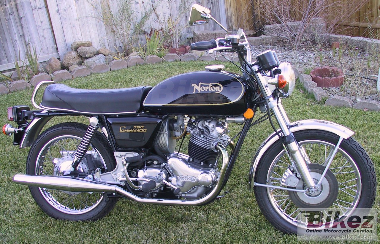 Norton Commando 750 Interstate