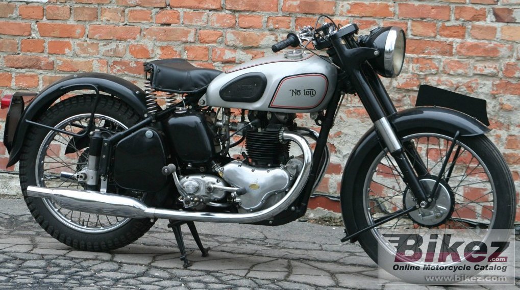 Norton Dominator Model 7